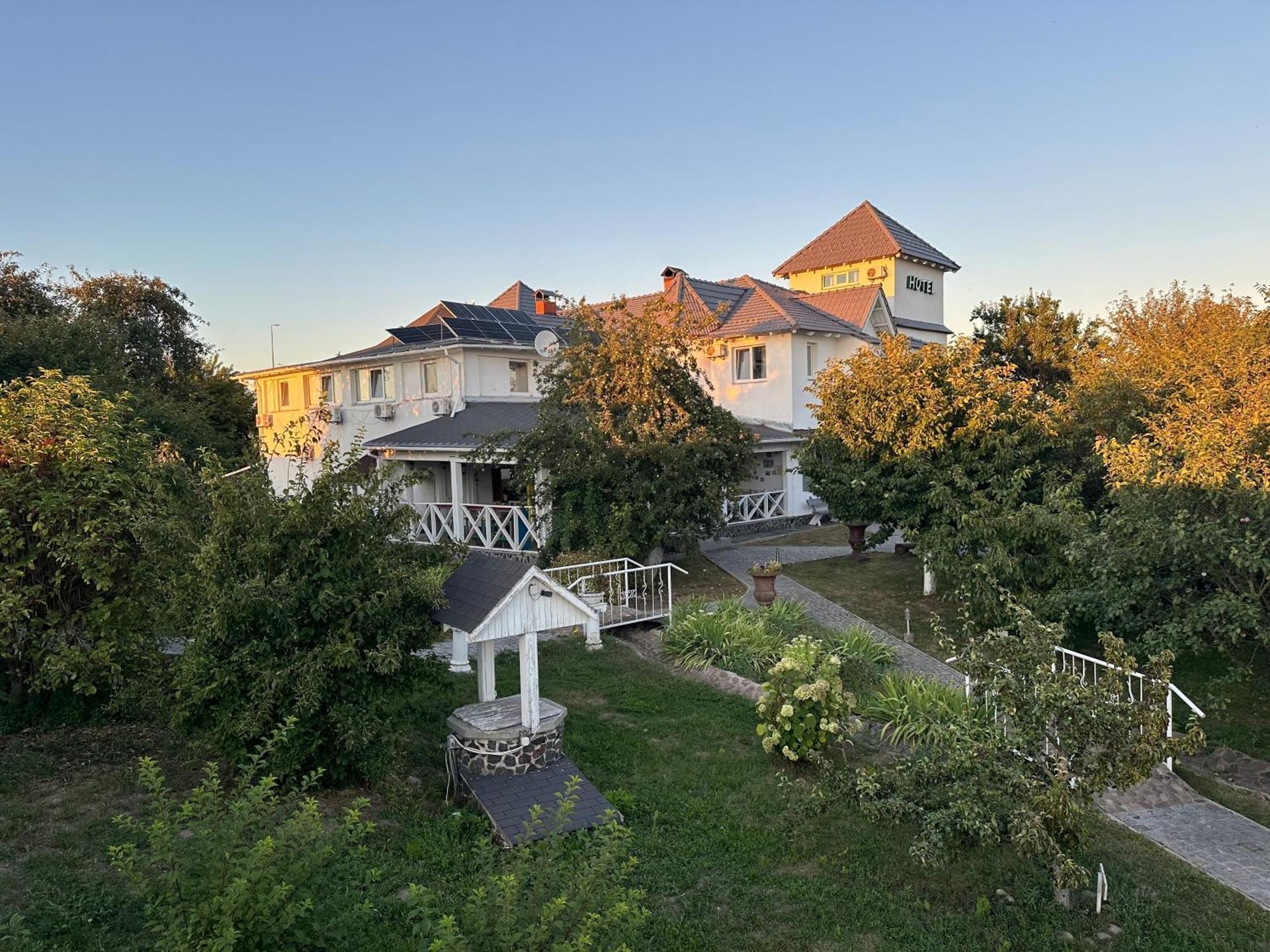 Maison Blanche Ecohousе Mytnitsa Eksteriør billede